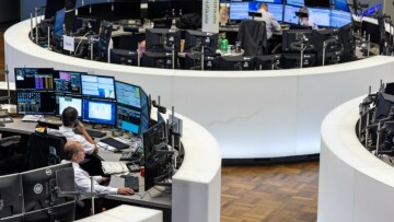 Βουτιά στα ευρωπαϊκά χρηματιστήρια μετά την προειδοποίηση Τραμπ για δασμούς 50% στην Ευρωπαϊκή Ένωση 