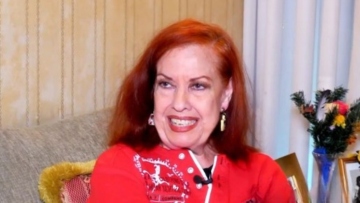 Νεφέλη Ορφανού: Είχα έπαρση, έβγαινα από το σπίτι και ήταν τουλάχιστον 10-20 άτομα να πάρουν αυτόγραφο