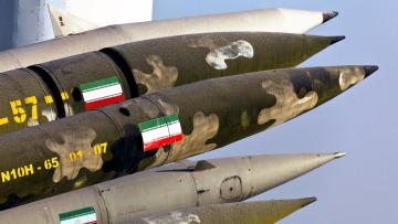 Η Τεχεράνη προειδοποιεί ότι η απάντησή της στην επίθεση του Ισραήλ θα είναι «βίαιη»