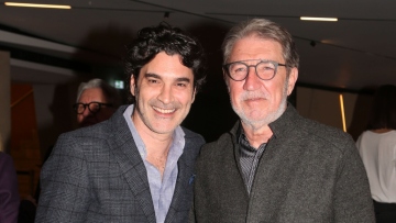 Χριστόφορος Παπακαλιάτης: Ο πατέρας μου βγήκε σήμερα από τη μηχανική υποστήριξη