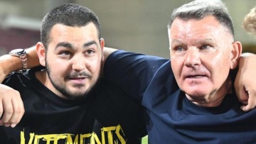 Αλέξης Κούγιας: Ο γιος του μπαίνει στην αεροπορία - Δεν είναι βουτυρόπαιδο αλλά ένα παιδί της διπλανής πόρτας, είπε ο ποινικολόγος