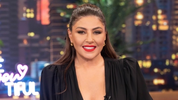 Έλενα Παπαρίζου: Ο Γιώργος Μαζωνάκης είναι μεγάλη προσωπικότητα, τον φωνάζουμε «αυτοκράτορα»