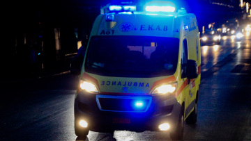 Τροχαίο δυστύχημα με έναν νεκρό και τρεις τραυματίες στα Σπάτα