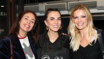 Singles: Reunion για τις πρωταγωνίστριες της σειράς 