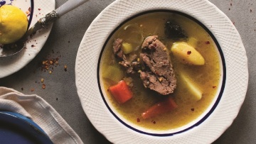 Γιατί βγαίνει σκληρό το μοσχαρίσιο κρέας και πώς μαλακώνει;