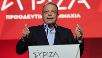 Για μικροκομματικά παιχνίδια κατηγορεί τον Κασσελάκη ο ΣΥΡΙΖΑ μετά την απόσυρση των υπογραφών για τα Τέμπη