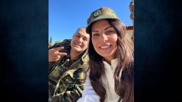 Εύη Βατίδου: Πήγε να δει τον γιο της στο στρατόπεδο
