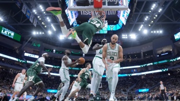 NBA, Μπακς - Σέλτικς 107-113: Ούτε στο καλύτερο φετινό ματς του... 43άρη Αντετοκούνμπο - Δείτε βίντεο 