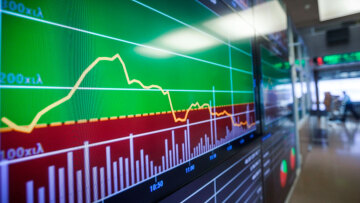 Μεγάλη πτώση στο Χρηματιστήριο Αθηνών: Κάτω από τις 2.000 μονάδες ο Γενικός Δείκτης, σχεδόν στο -5% οι τράπεζες