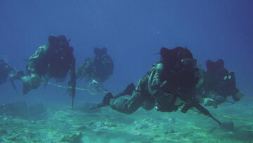 Νεκρός βατραχάνθρωπος στη Μονάδα Υποβρυχίων Καταστροφών