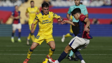 La Liga: Έβαλε «φωτιά» στο πρωτάθλημα η Λας Πάλμας του Μαρτίνεθ, 2-1 εκτός έδρας τη Μπαρτσελόνα - Δείτε τα γκολ 