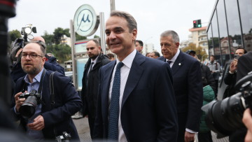 Μητσοτάκης σε βουλευτές ΣΥΡΙΖΑ: Ευτυχώς δεν αναφέρθηκα στην κυβέρνησή σας, θα έπρεπε να θυμίσω τους μουσαμάδες