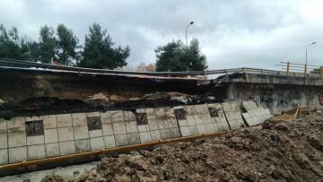 Η κακοκαιρία Bora δημιουργεί προβλήματα και στη Θεσσαλονίκη - Κλειστή η γέφυρα Δενδροποτάμου 