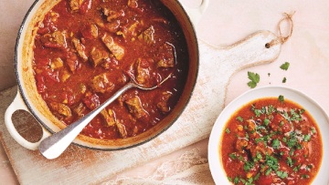 20 διαφορετικά κοκκινιστά της Κυριακής, για κάθε τύπο διατροφής