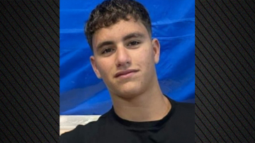 Θρήνος για τον θάνατο του 17χρονου Γιάννη σε τροχαίο - Βενζινάδικο στην Κίσσαμο σταματά να δίνει καύσιμα σε όσους δεν φορούν κράνος