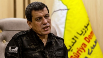 Οι Κούρδοι λένε πως έκλεισαν συμφωνία με τη νέα εξουσία για να αποτραπεί ο «διαμελισμός» της Συρίας