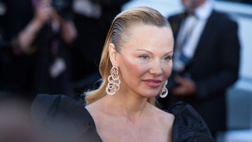 Η Πάμελα Άντερσον θέλει να αλλάξει το επώνυμό της, αλλά όπως είπε «δεν την αφήνουν»