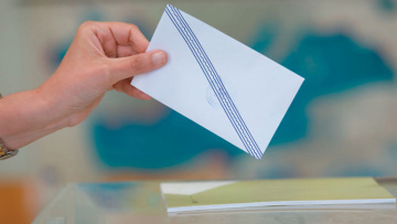  Opinion Poll: Στο 30,8% η ΝΔ, διευρύνει τη διαφορά από το ΠΑΣΟΚ, πέμπτος ο ΣΥΡΙΖΑ, οκτακομματική Βουλή