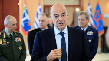 Νέες έκτακτες κρίσεις στις Ένοπλες Δυνάμεις ζητά ο Νίκος Δένδιας