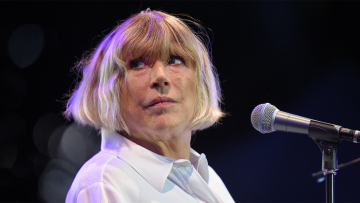  Μαριάν Φέιθφουλ: Πέθανε η ηθοποιός και τραγουδίστρια