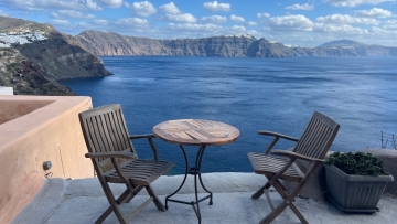  Οι σεισμοί έδιωξαν τελικά το ζευγάρι των Χιλιανών από την Καλντέρα