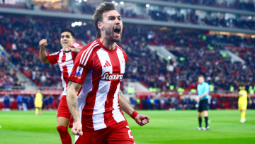 Ολυμπιακός - ΑΕΚ 6-0: Έκλεισαν θέση στον τελικό με θρίαμβο οι Πειραιώτες - Δείτε τα γκολ 