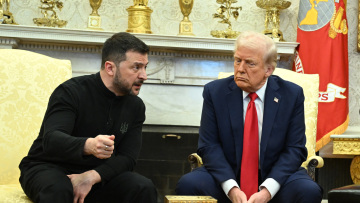 ΗΠΑ: Η Ουάσινγκτον «πάγωσε» και την αποστολή πληροφοριών στο Κίεβο, σύμφωνα με τη CIA