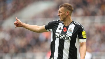 Νταν Μπερν: Από υπάλληλος σούπερ μάρκετ, κυπελλούχος με τη Νιούκαστλ και διεθνής με την Αγγλία