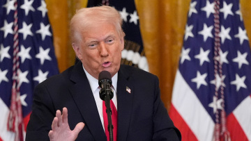 Τραμπ: Διατεθειμένος να «ανταλλάξει» μείωση δασμών στην Κίνα με ένα deal για το TikTok