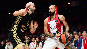 Ολυμπιακός - Μονακό 77-80: «Πλήγωσε» την παλιά του ομάδα ο Σπανούλης, τρίτη σερί ήττα για τους Πειραιώτες