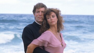 Ο Ρίτσαρντ Τσάμπερλεϊν στα «Πουλιά Πεθαίνουν Τραγουδώντας» - Η αξέχαστη ερμηνεία που άγγιξε τις καρδιές εκατομμυρίων τηλεθεατών 