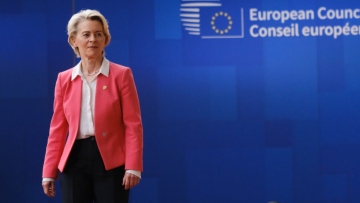 Κομισιόν: Σήμερα θα παρουσιαστούν τα ευρωπαϊκά αντίποινα στους δασμούς του Ντόναλντ Τραμπ