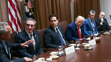 «Θα τα βρούμε με την Κίνα, θα βρούμε λύση» λέει ο Τραμπ μετά τους δασμούς 145% - «Φίλος μου ο Τζινπίνγκ»