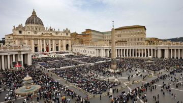 Ποιοι είναι οι 8 επικρατέστεροι διάδοχοι του Πάπα Φραγκίσκου - Ανάμεσά τους δύο μαύροι και ένας Ασιάτης