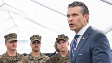 Προειδοποίηση της Κίνας στις ΗΠΑ για τις δηλώσεις Χέγκσεθ για την Ταϊβάν: Μην παίζετε με τη φωτιά