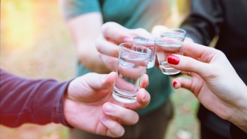 Στο νοσοκομείο 16χρονη μετά από κατανάλωση αλκοόλ σε νυχτερινό μαγαζί στα Χανιά - Δύο συλλήψεις