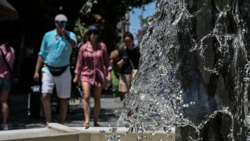 Καιρός: Με 40αρια ξεκινά σήμερα ο τετραήμερος καύσωνας - Ποιες περιοχές επηρεάζονται, πότε πέφτει η θερμοκρασία
