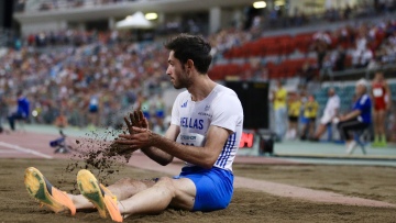 Παράπονα Τεντόγλου για την ακαταλληλότητα του σκάμματος: «Φοβήθηκα για τον αυχένα μου, αν πήγαινα για νέο άλμα θα τραυματιζόμουν» - Βίντεο