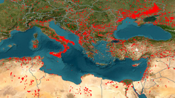 Καίγεται όλη η Μεσόγειος - Δείτε τον δορυφορικό χάρτη της NASA για τις φωτιές σε εξέλιξη
