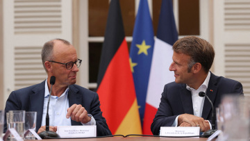 Όλο και πιο απίθανο ένα τετ-α-τετ Πούτιν με Ζελένσκι: Προφανές ότι δεν θα υπάρξει συνάντηση, λέει ο Μερτς - Τραμπ: Ίσως δεν είναι έτοιμοι να βάλουν τέλος στον πόλεμο