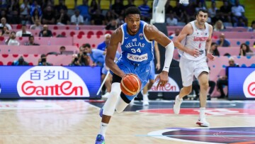 Eurobasket 2025: Η FIBA «τρελάθηκε» με το τρίποντο του Αντετοκούνμπο και... έδωσε τον τίτλο στην Ελλάδα - Βίντεο