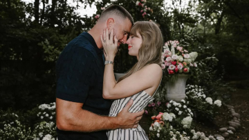 Τέιλορ Σουίφτ  για την πρόταση γάμου από τον Τράβις Κέλσι: Κάποιες στιγμές από εκείνη την ημέρα θα παραμείνουν μυστικές