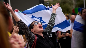 Εγκρίθηκε από το υπουργικό συμβούλιο του Ισραήλ η συμφωνία εκεχειρίας - Η Χαμάς ανακοίνωσε το τέλος του πολέμου στη Γάζα