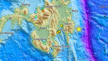 Ισχυρός σεισμός 7,2 Ρίχτερ στις Φιλιππίνες - Προειδοποίηση για τσουνάμι