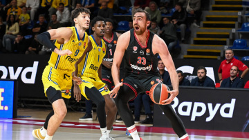 Μακάμπι Τελ Αβίβ - Ολυμπιακός 94-95: Θρυλική ανατροπή στο Βελιγράδι

