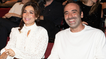 Η Κατερίνα Παπουτσάκη έκανε μία κοινή δημόσια εμφάνιση με τον σύντροφό της: Συνοδεύομαι από καλή παρέα, είπε