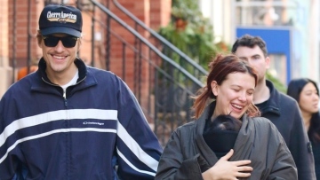 Η Μίλι Μπόμπι Μπράουν έκανε βόλτα με τον Τζέικ Μπον Τζόβι και την κόρη τους στη Νέα Υόρκη
