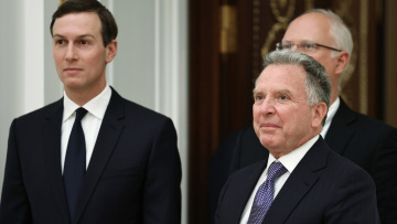 Ξεκίνησε η τριμερής ΗΠΑ-Ρωσίας και Ουκρανίας στο Άμπου Ντάμπι, στο επίκεντρο το «αγκάθι» του Ντονμπάς 