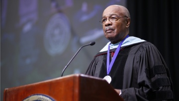 Πέθανε σε ηλικία 92 ετών ο πρώην Υπουργός Παιδείας των ΗΠΑ Ροντ Πέιτζ