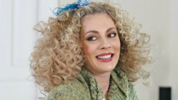 Σμαράγδα Καρύδη για Παρά Πέντε: Είχα την περούκα της Ντάλιας στο σπίτι 20 χρόνια